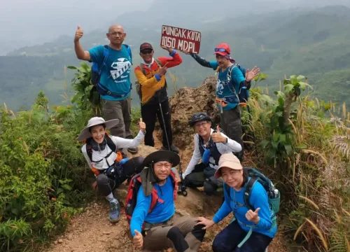 Rebut Keseruan Trekking dengan Keluarga! Ayo Ikut Sekarang!